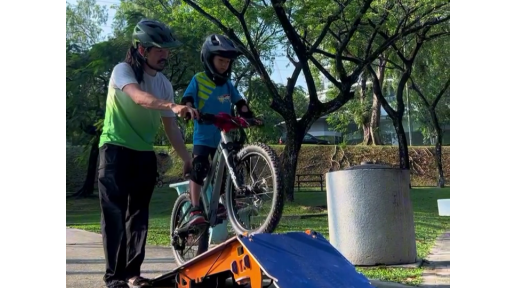 Portable Bike Ramp: Mini ramp to Tabletop for Beginners & Kids